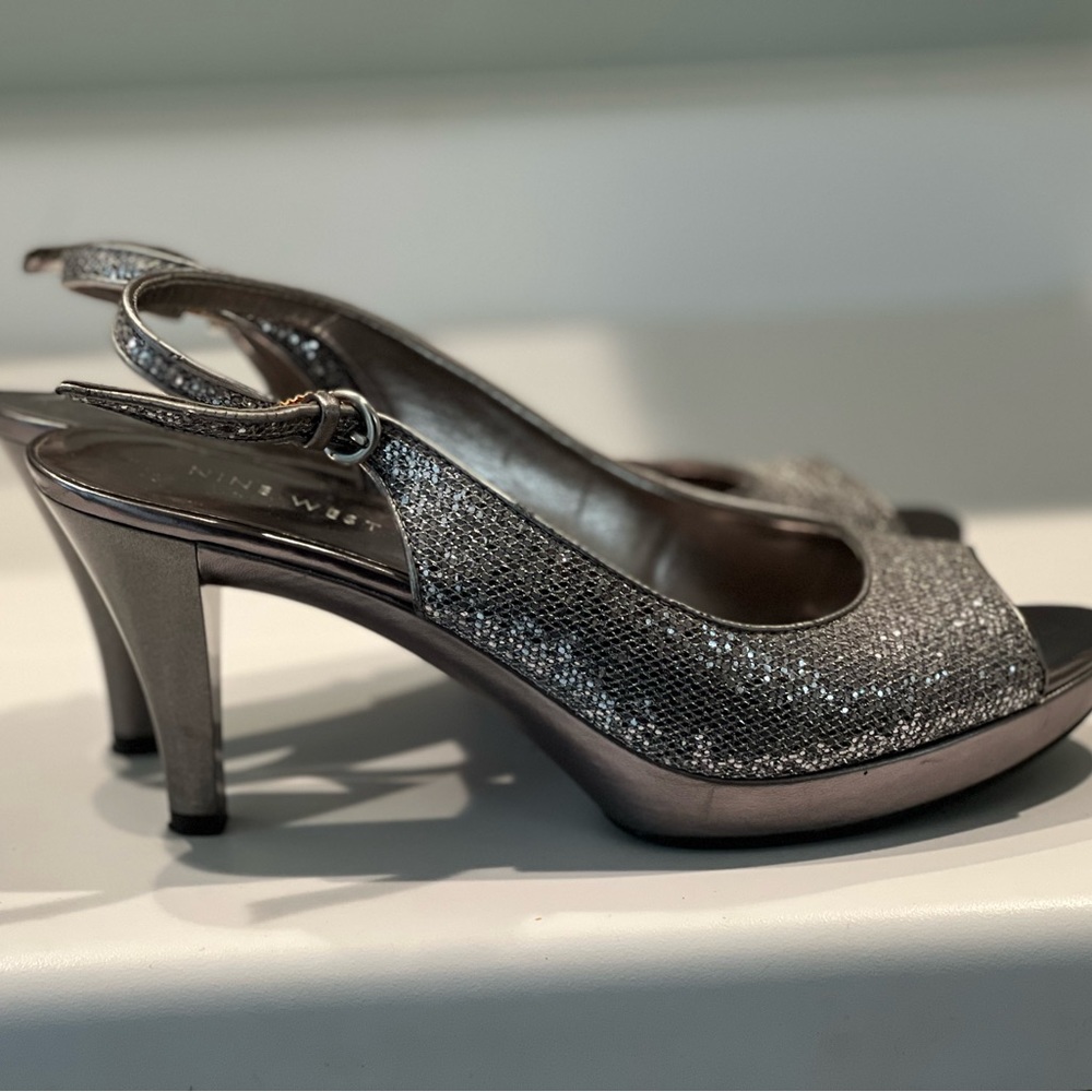 Nine West Silver Sparkle sandal 3” heels size 7M WORN ONCE